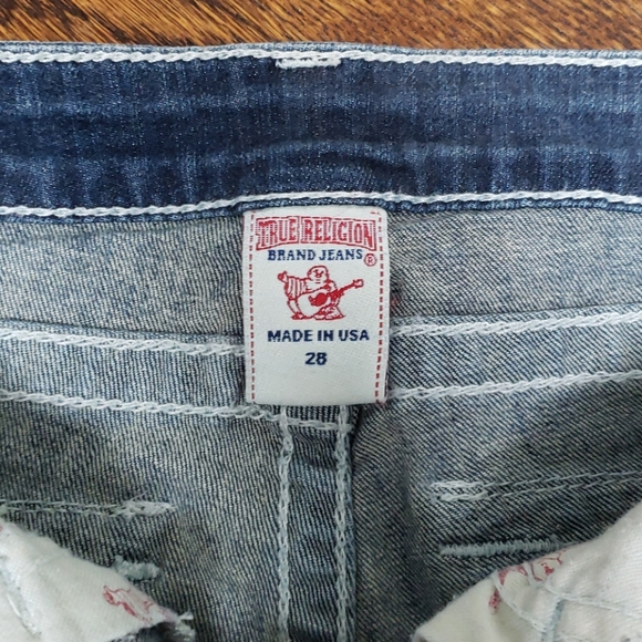 True Religion shorts Jeans - Picture 3 of 5